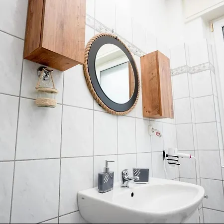 Апартаменты Livemore24 - 2 In 24-7 Check-in *